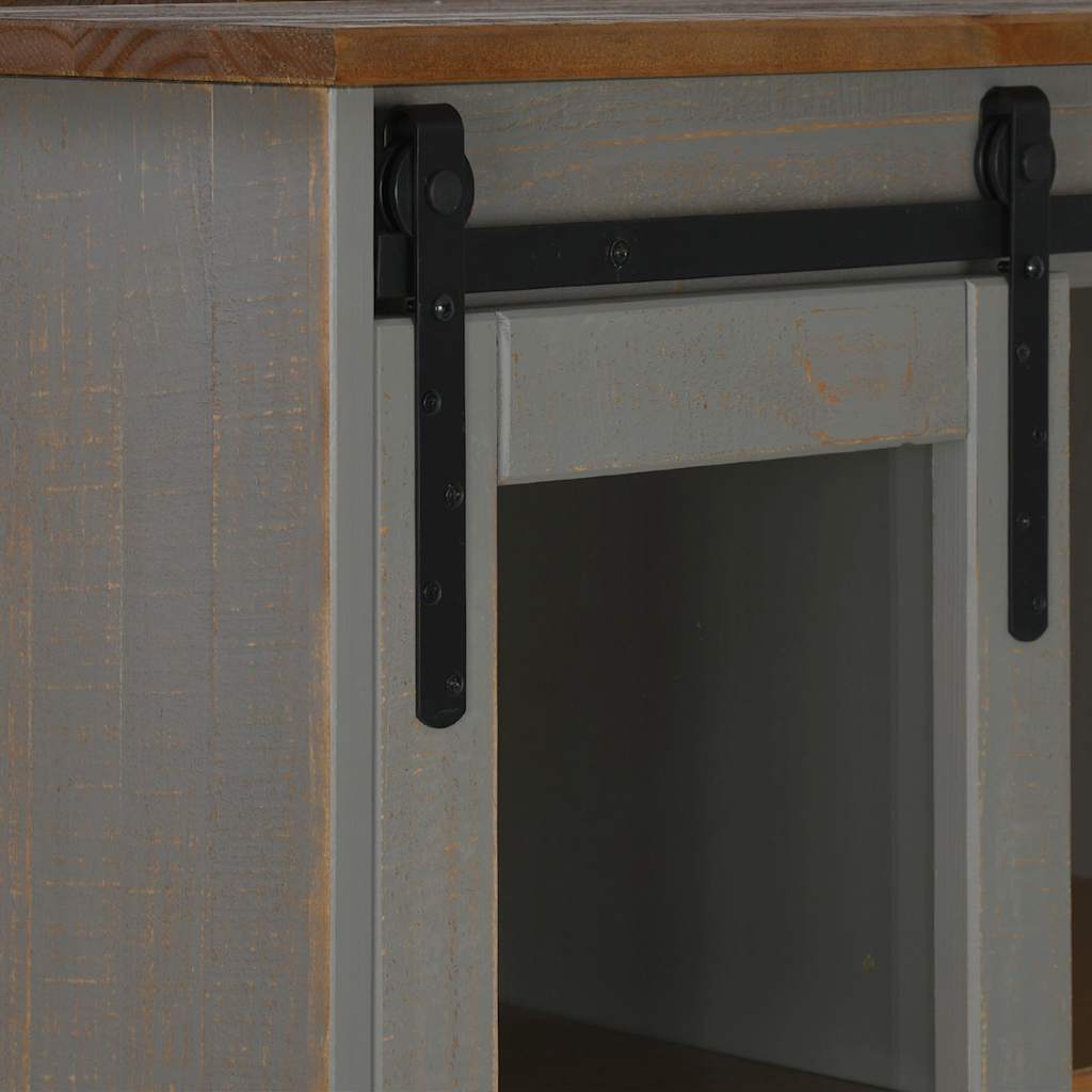 Vinotéka  Halden S Policami Na Víno A Posuvnými Dverami